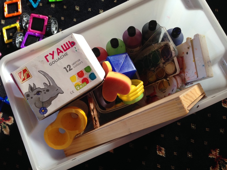 Про краски, карандаши и кисточки...