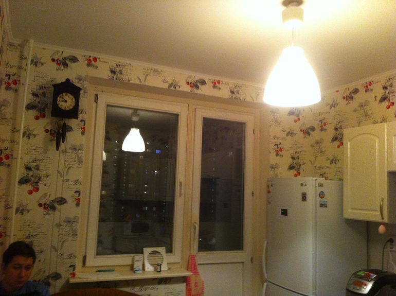 Вот такое чудо живет теперь на нашей кухне)))