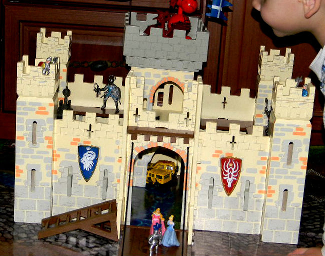 Замок мастеров сражений