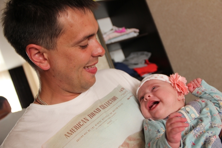 4 месяца моей сладкой дочке*******