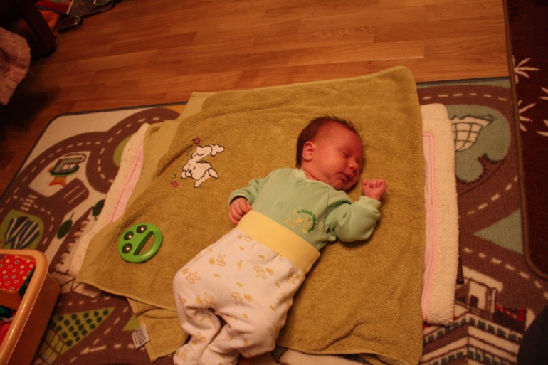 Лёве 1 месяц