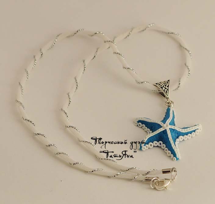 Новые работы. Рябиновый комплект. Кулон-бублик и еще 6 работ.