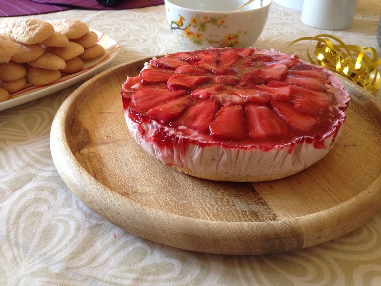 Я его слепила из всего что было)