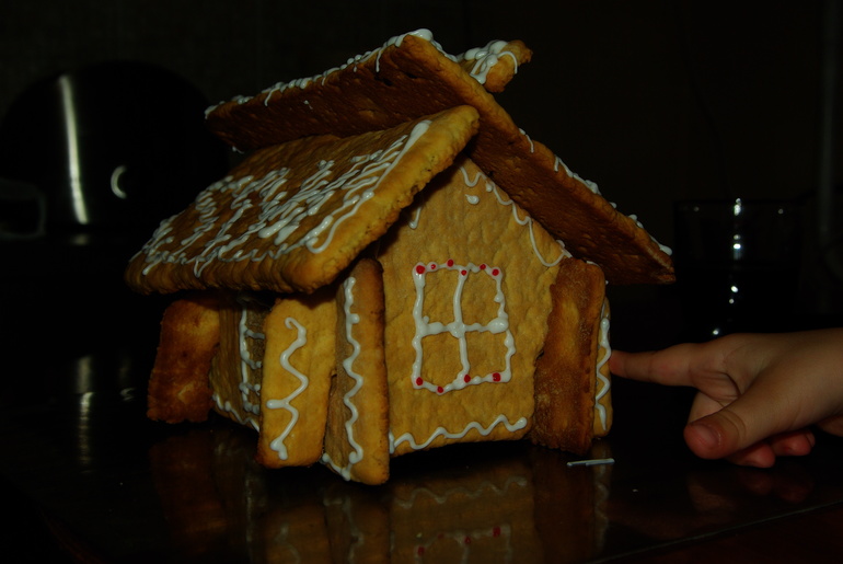 Дом из печенья) своими руками)