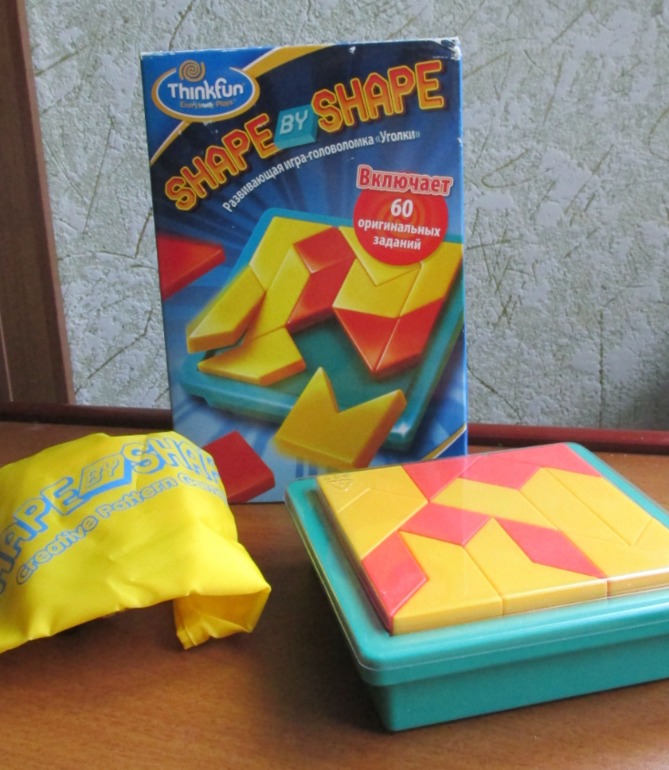 Игра-головоломка: Уголки от Thinkfun (Shape by shape)