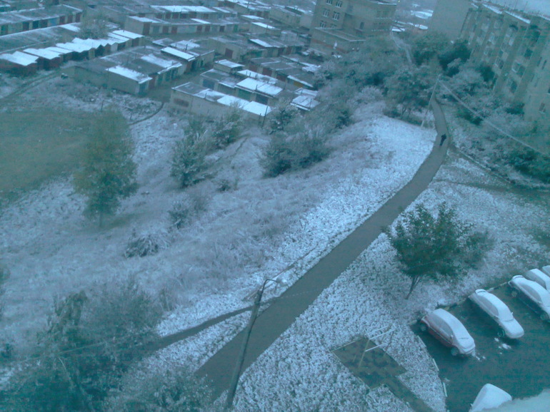 а из нашего окна