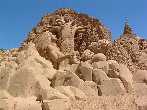 Хрупкое искусство.