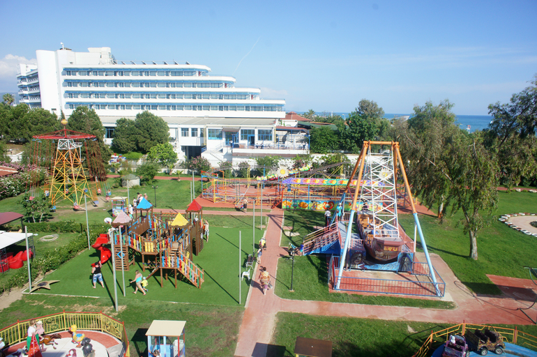 Club Hotel Turan Prince World 5* в мае