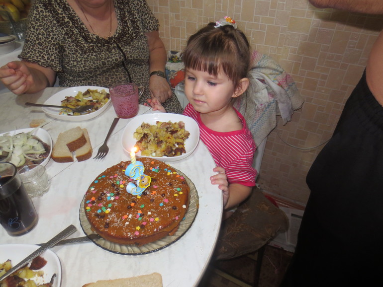 День рожденья Анютки, 3 года часть 1.