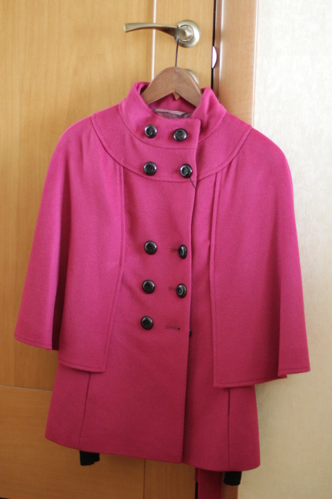 Продаю новое шерстяное пальто 42 р-р