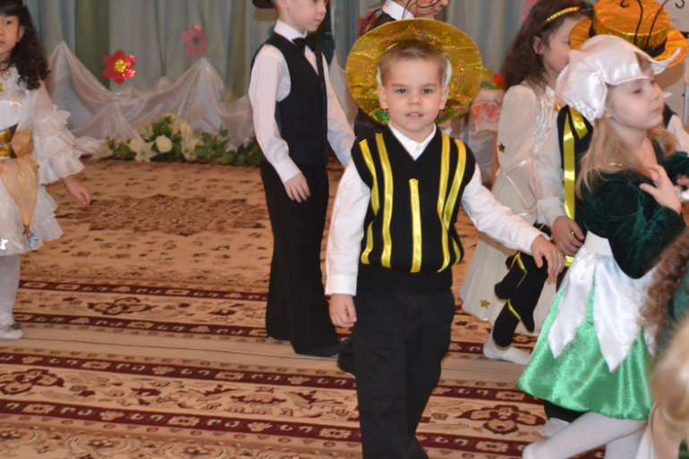 Сережа. 3 праздника.