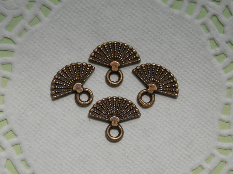 Пуговицы, подвески, кружево!!! Много фото!!!