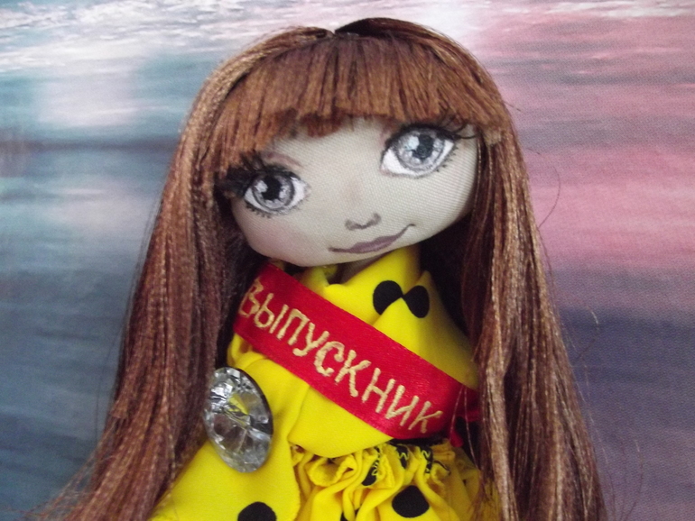 Выпускница