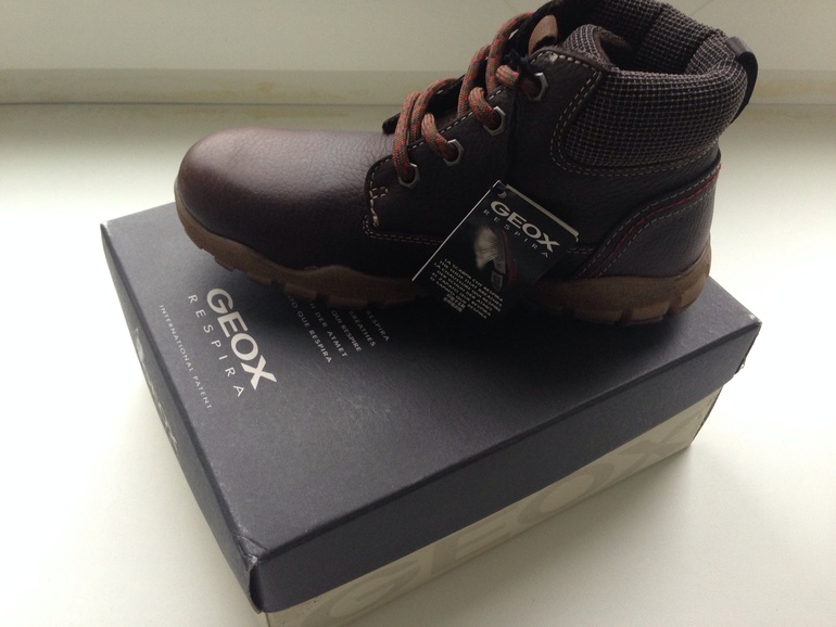Новые ботинки Geox, 32 р., 3900 руб