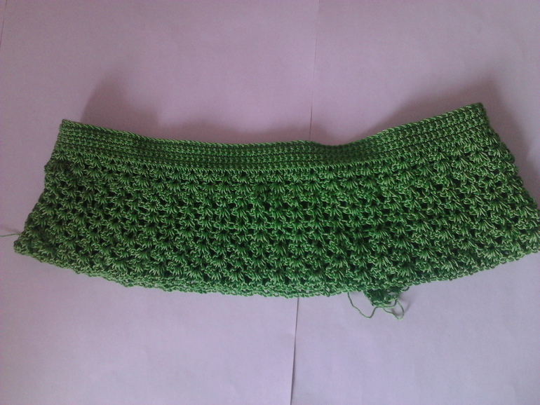 Работа на конкурс.буду вязать  крючком летние брючки для малышки.