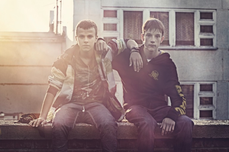 Старший сын с сотоварищами))