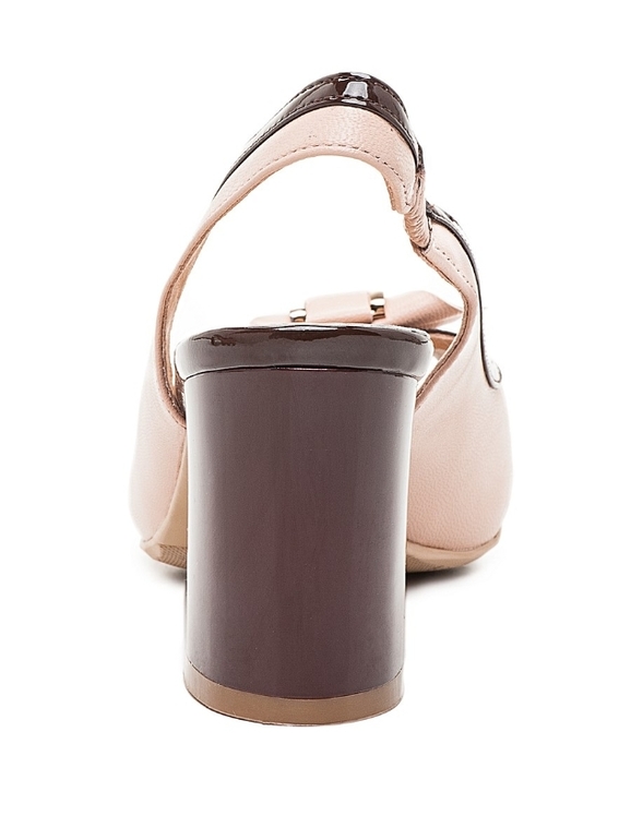 Продам Босоножки Vitacci Размер 35 Стелька 23,5 см 3000 руб.