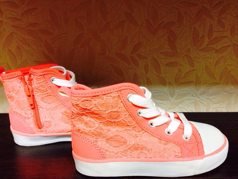 Продам обувь для девочки. Регион