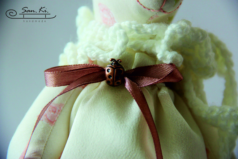 Мышка в розочку