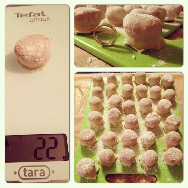 Пельмени-гиганты:)))