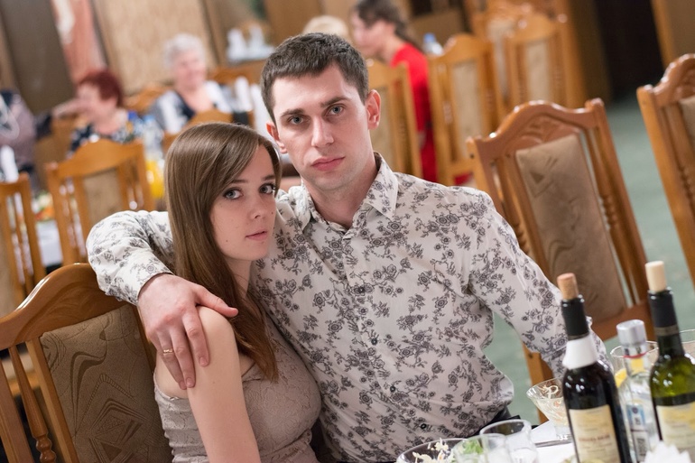 Подстриглась и покрасилась