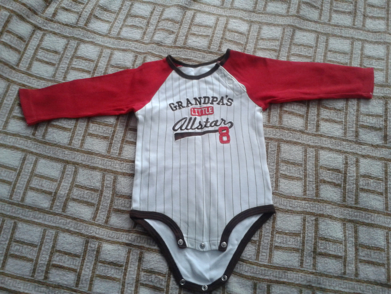 ПРОДАМ ПАКЕТОМ ВЕЩИ НА МАЛЬЧИКА.