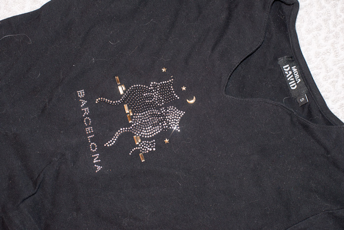 Разобрала детские вещи, всё на продажу. И немного взрослых вещей тоже (в конце списка).