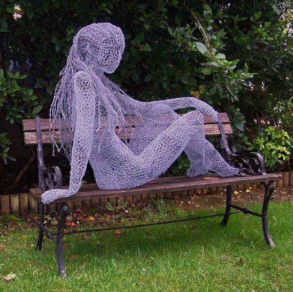 Проволочные творения Дерека Кинзетта.