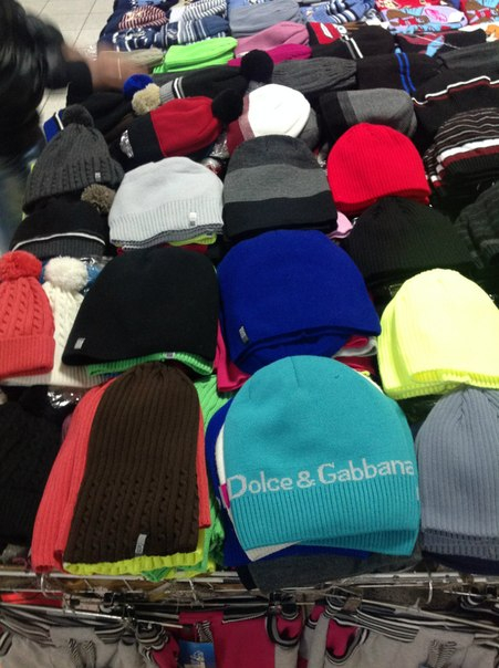 Все шапки по 290 руб