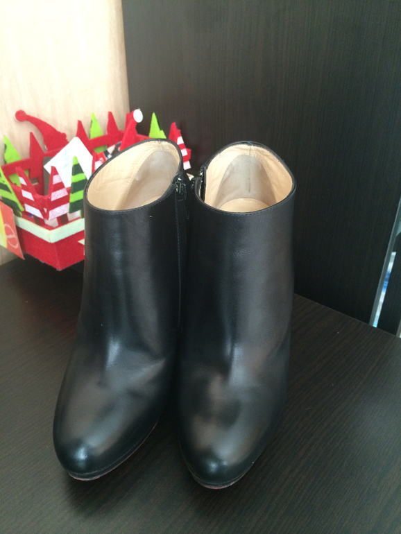 SAINT LAURENT "TRIBUTE TWO", Christian Louboutin, Chanel, оригинал