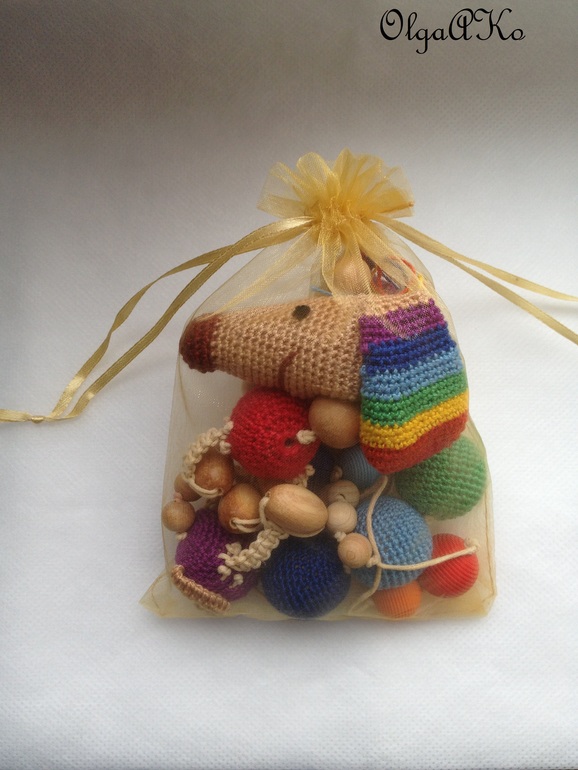 Слингобусы с игрушкой