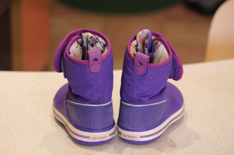 Crocs (С7), Капика (Kapika, разм.23), Minimen (разм.23), PrettyGirl (разм.23)