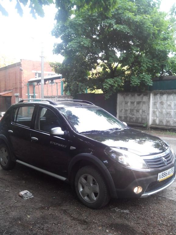продам SANDERO STEPWEY 2013 года