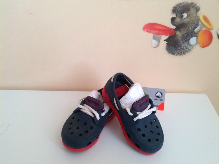 Продам CROCS C8