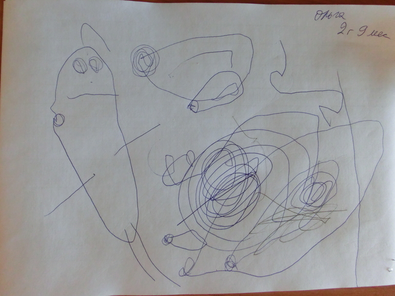 Люди-тараканы в исполнении Оли