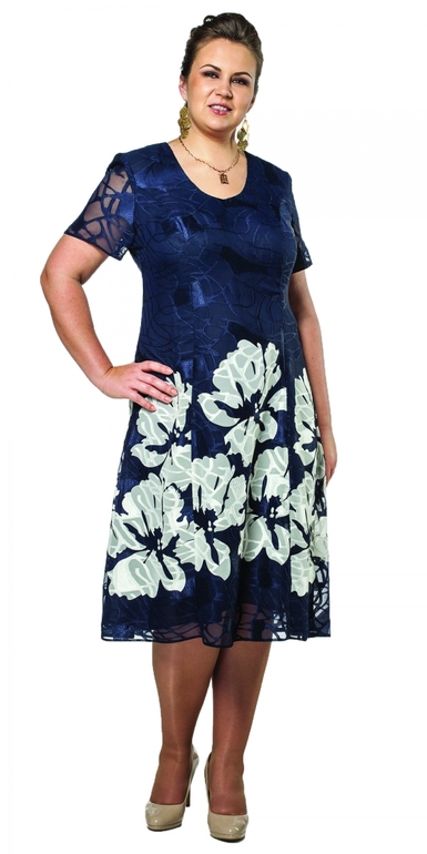 Пристрою два наряда на даму 58 размера