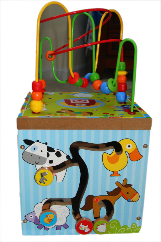 Игрушки в год и десять