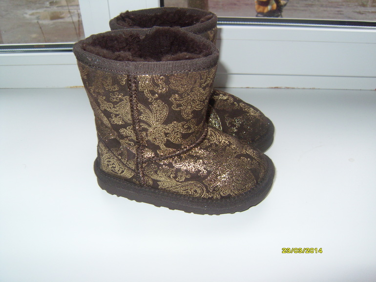 Продам куртку фирмы Нельс+угги Австралия