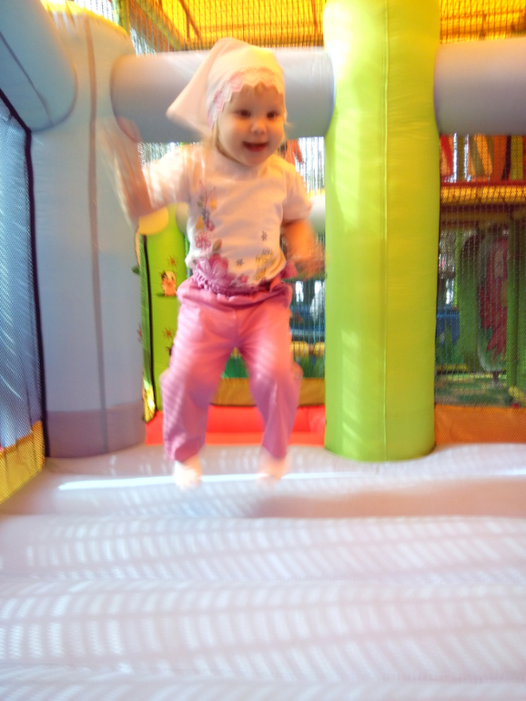 Про садик и немного фоточек))