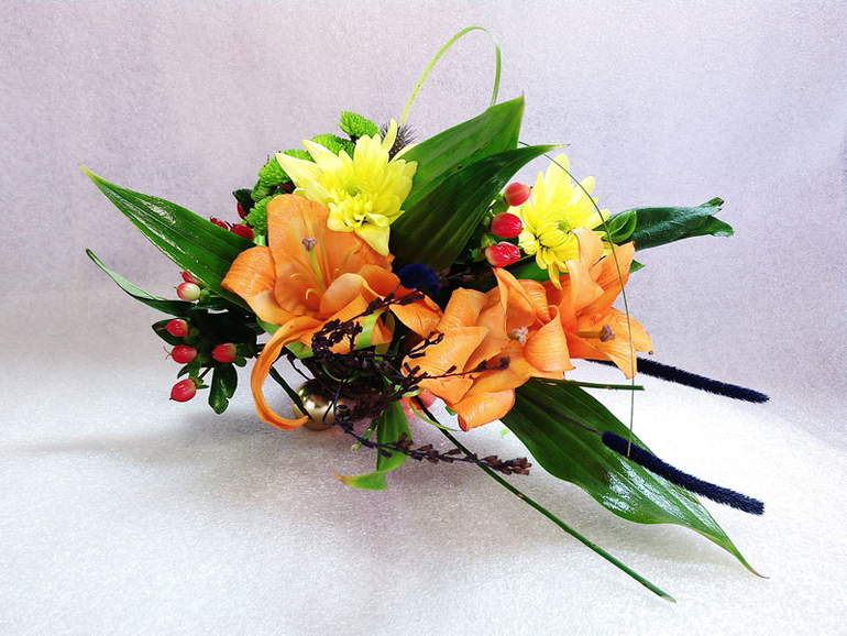 Лютики-цветочки. Первый опыт во флористике.