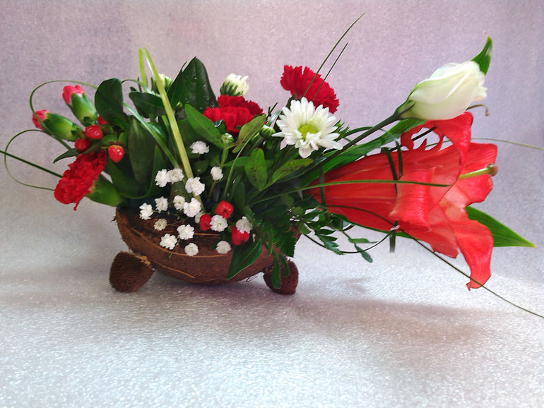 Лютики-цветочки. Первый опыт во флористике.