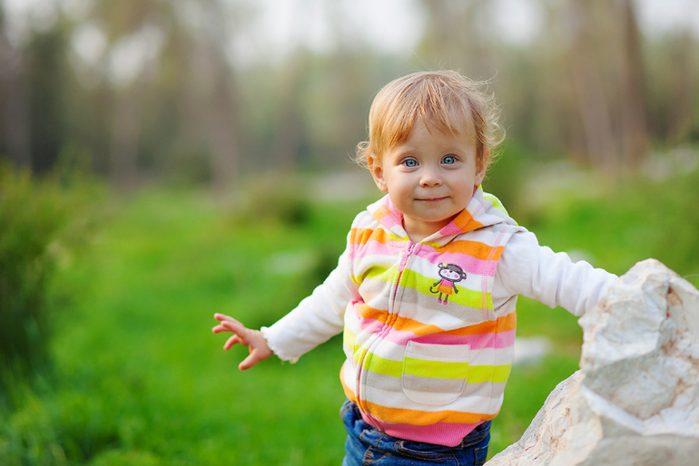 Ева, 1 годик:)