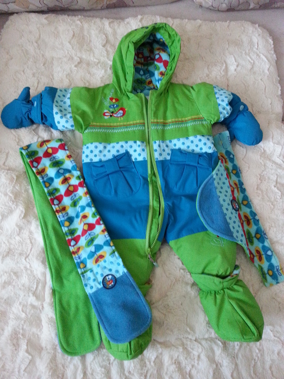 в конце сезона продам deux par deux 6 месяцев на девочку