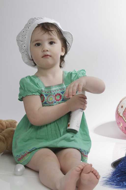 Выбрались в фотостудию или продам родину за косметику :)