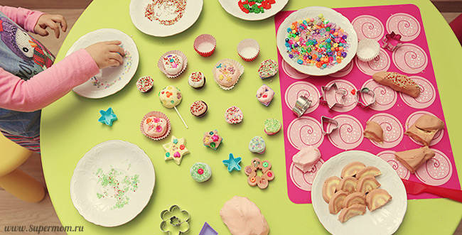 Пир из самодельного пластилина