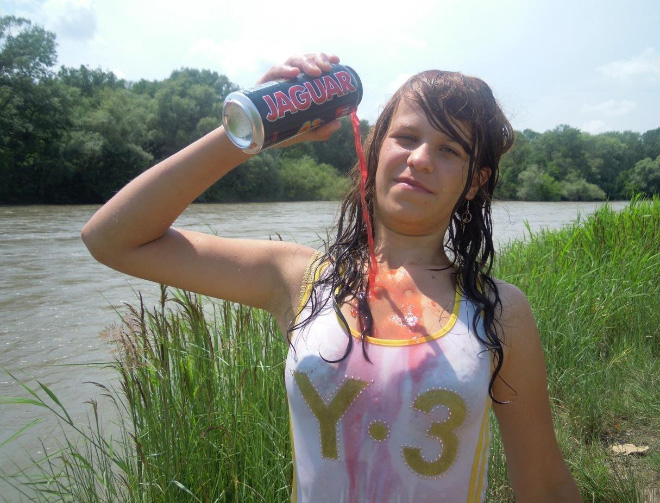 красавцы и красавицы...