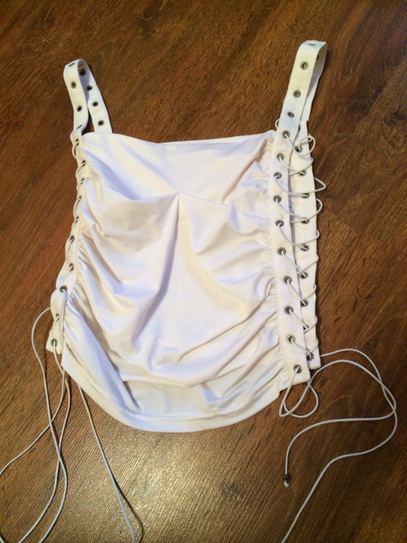 Одежда 42-44-46 новая и в идеале. Дешево.