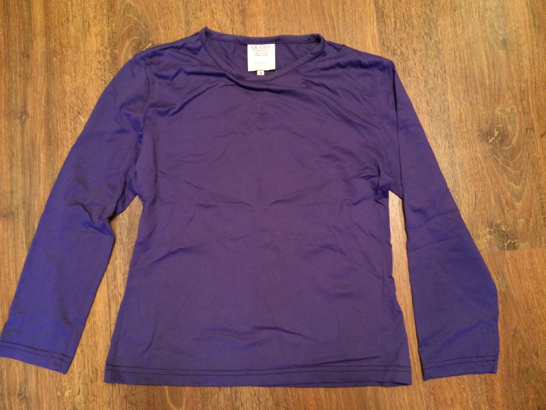 Одежда 42-44-46 новая и в идеале. Дешево.