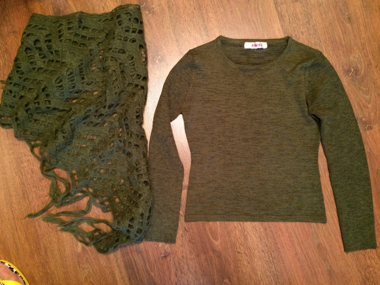 Одежда 42-44-46 новая и в идеале. Дешево.