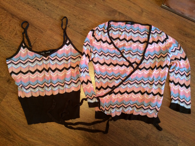 Одежда 42-44-46 новая и в идеале. Дешево.